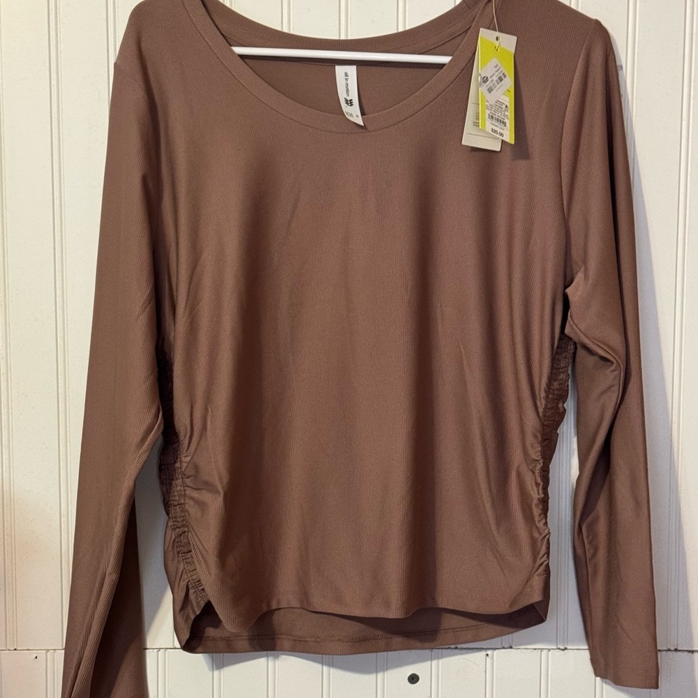 NWT All in Motion Women's Ribbed Top Sz xl
